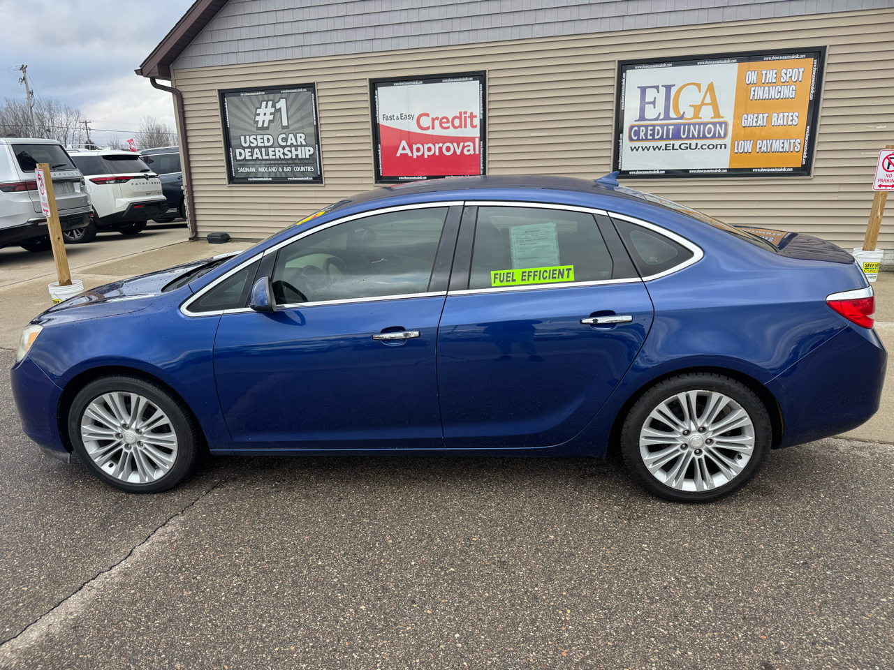 Buick Verano Base 2013