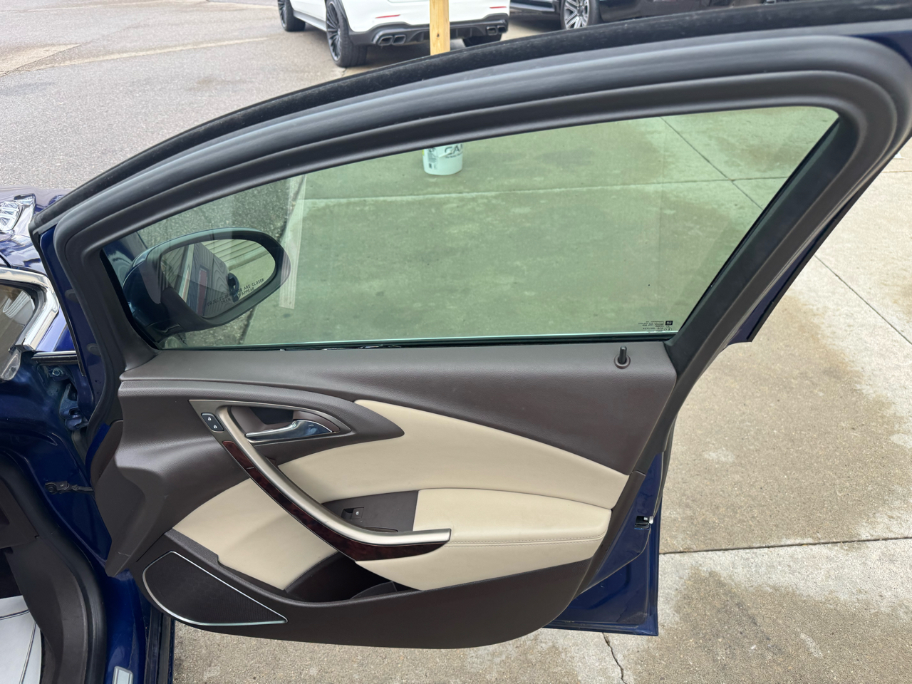 Buick Verano Base 2013