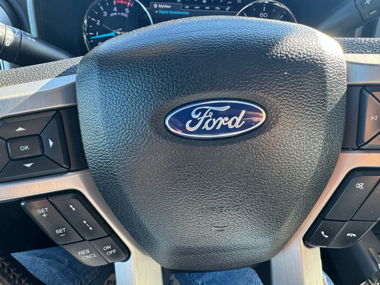 Ford F-250 SD Platinum Crew Cab 4WD 2019