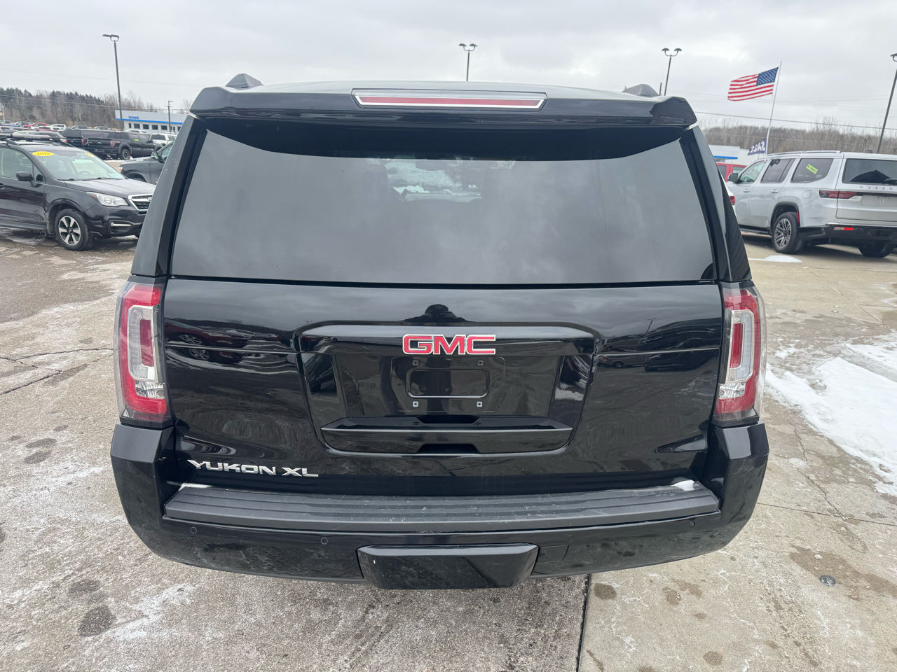 GMC Yukon XL SLE 4WD 2019