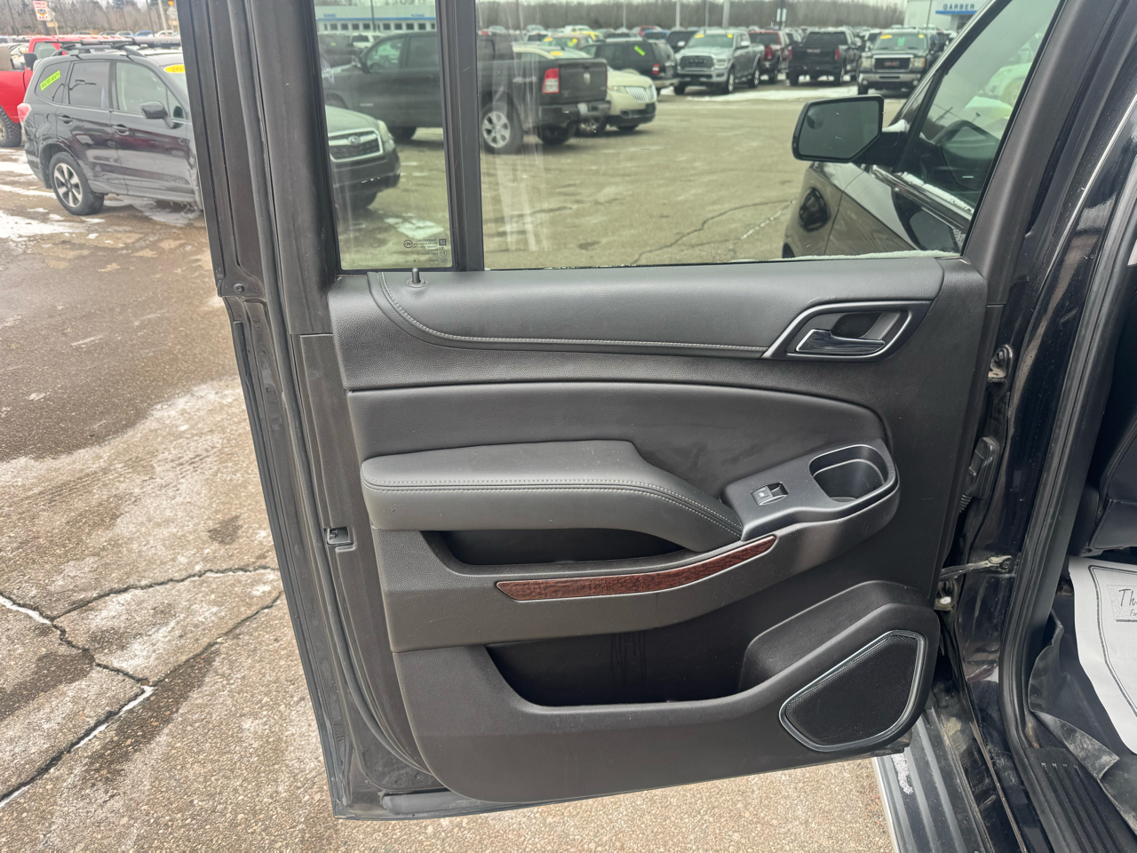 GMC Yukon XL SLE 4WD 2019