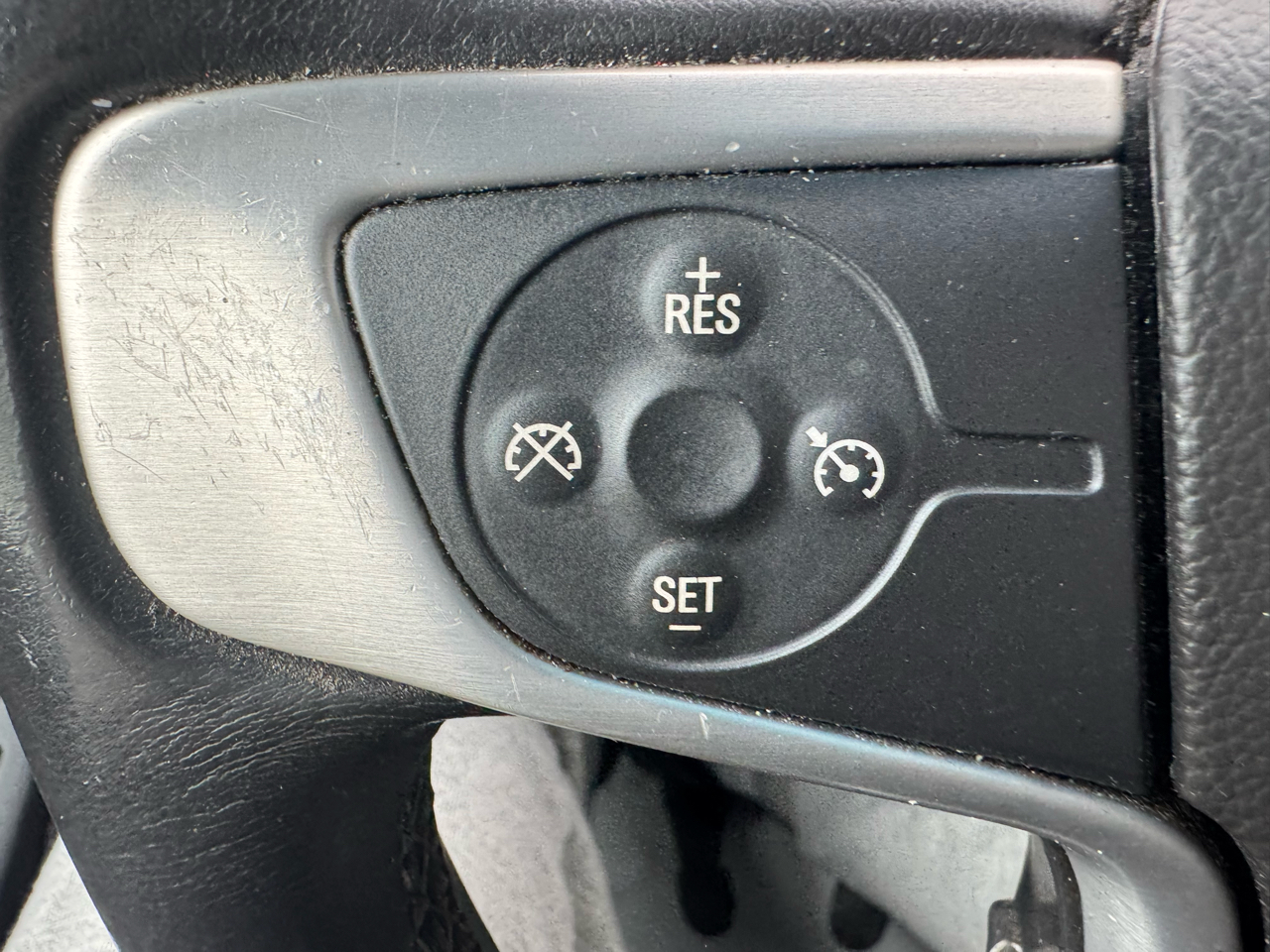 GMC Yukon XL SLE 4WD 2019