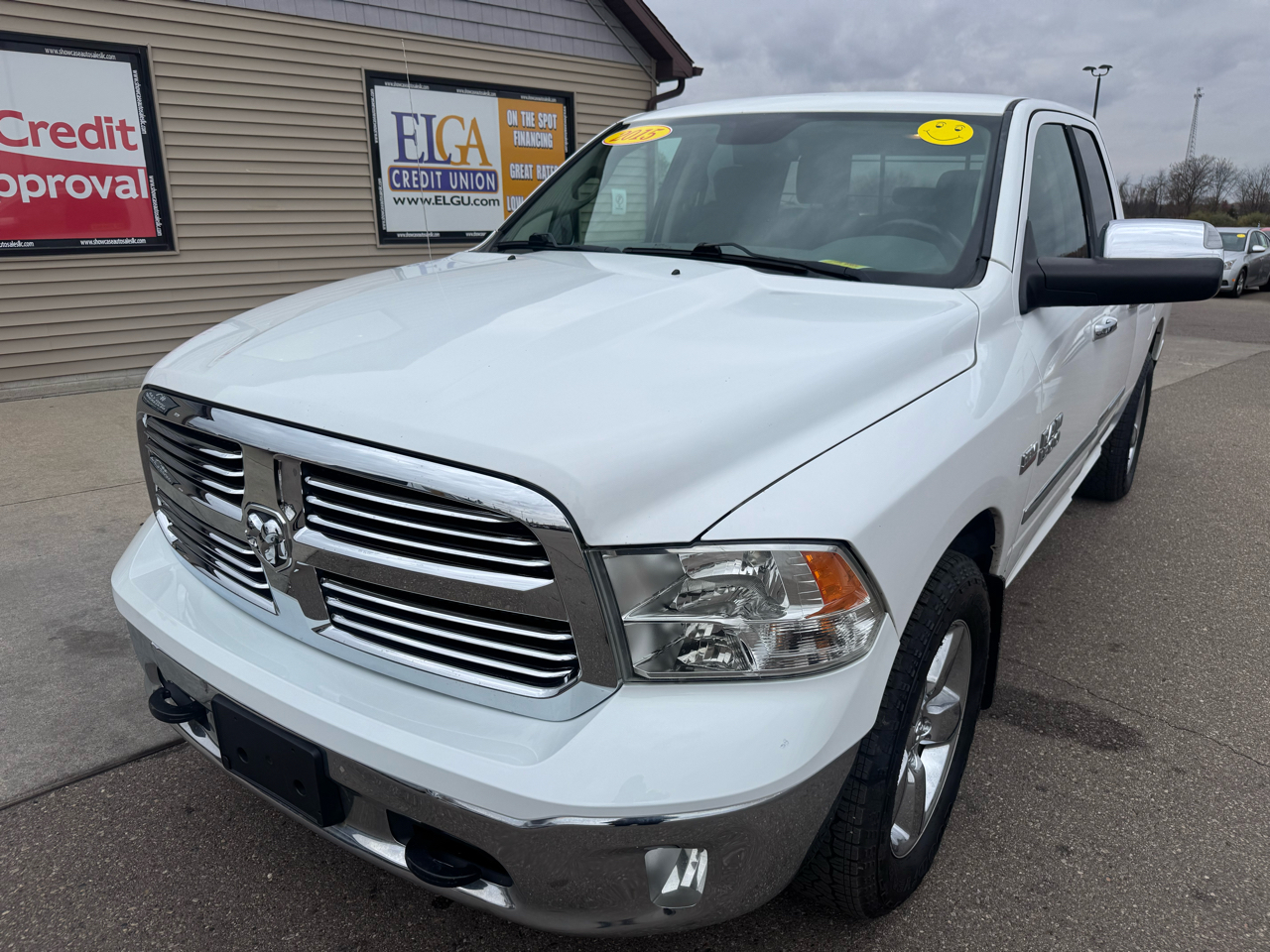 2015 RAM 1500 SLT Quad Cab 4WD