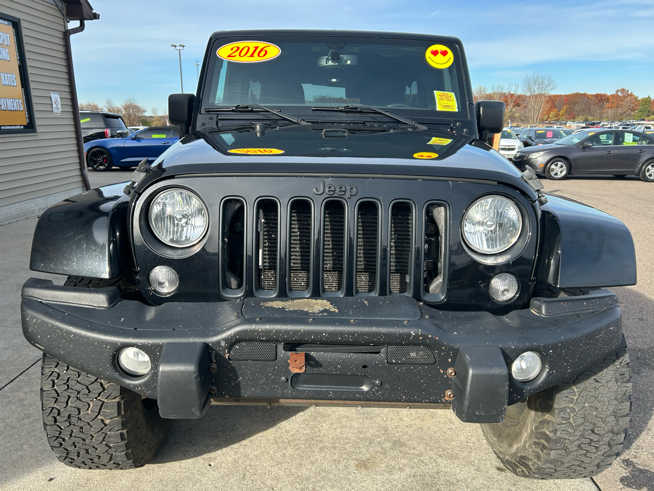 2016 Jeep Wrangler Unlimited Sahara photo 2