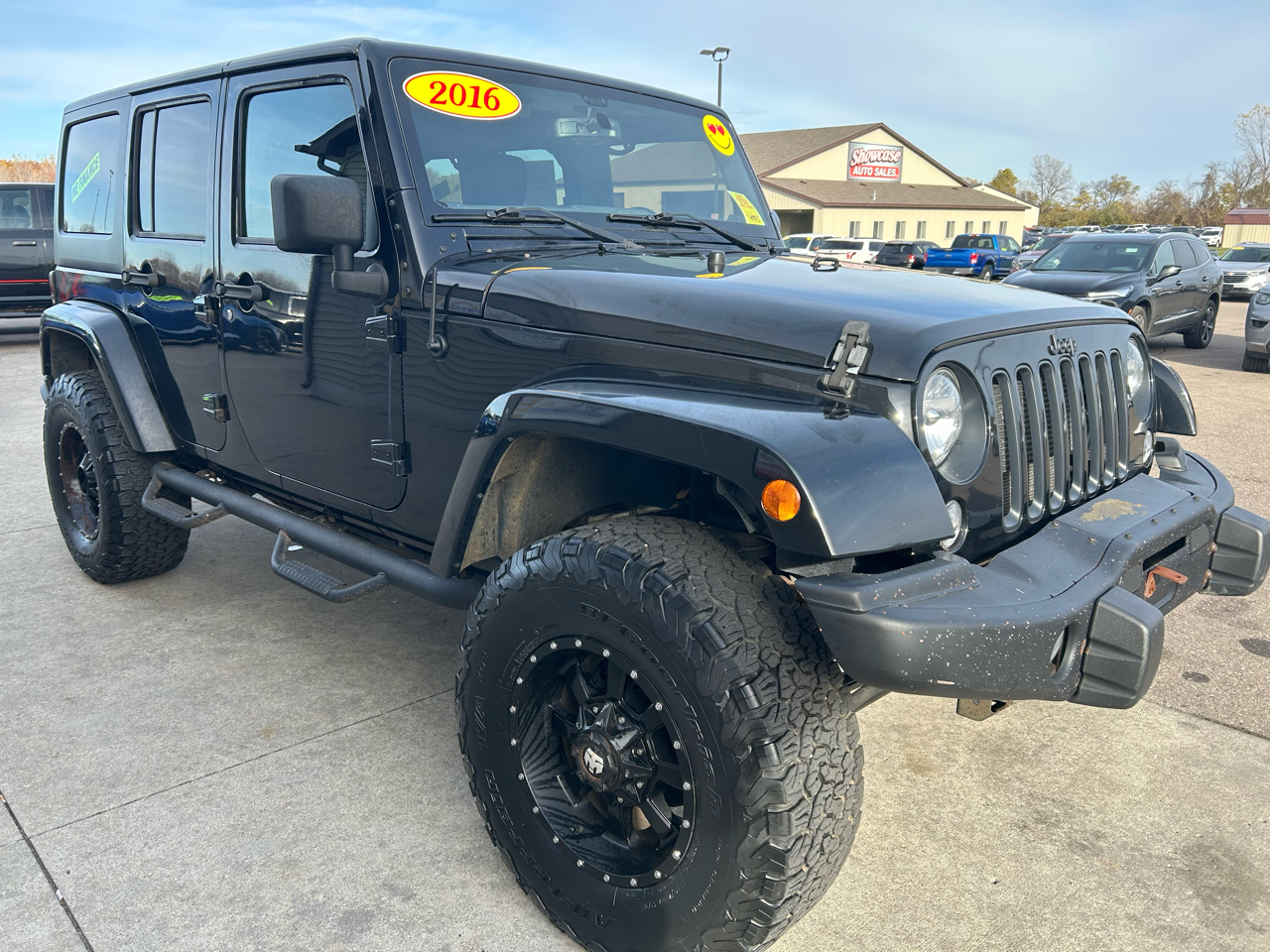 2016 Jeep Wrangler Unlimited Sahara photo 3