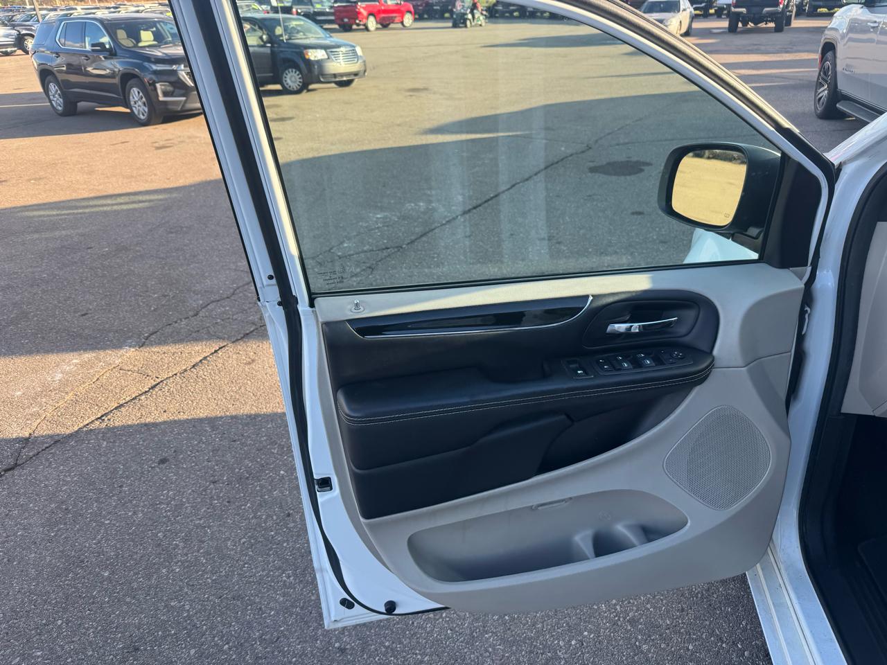 Dodge Grand Caravan SXT 2019