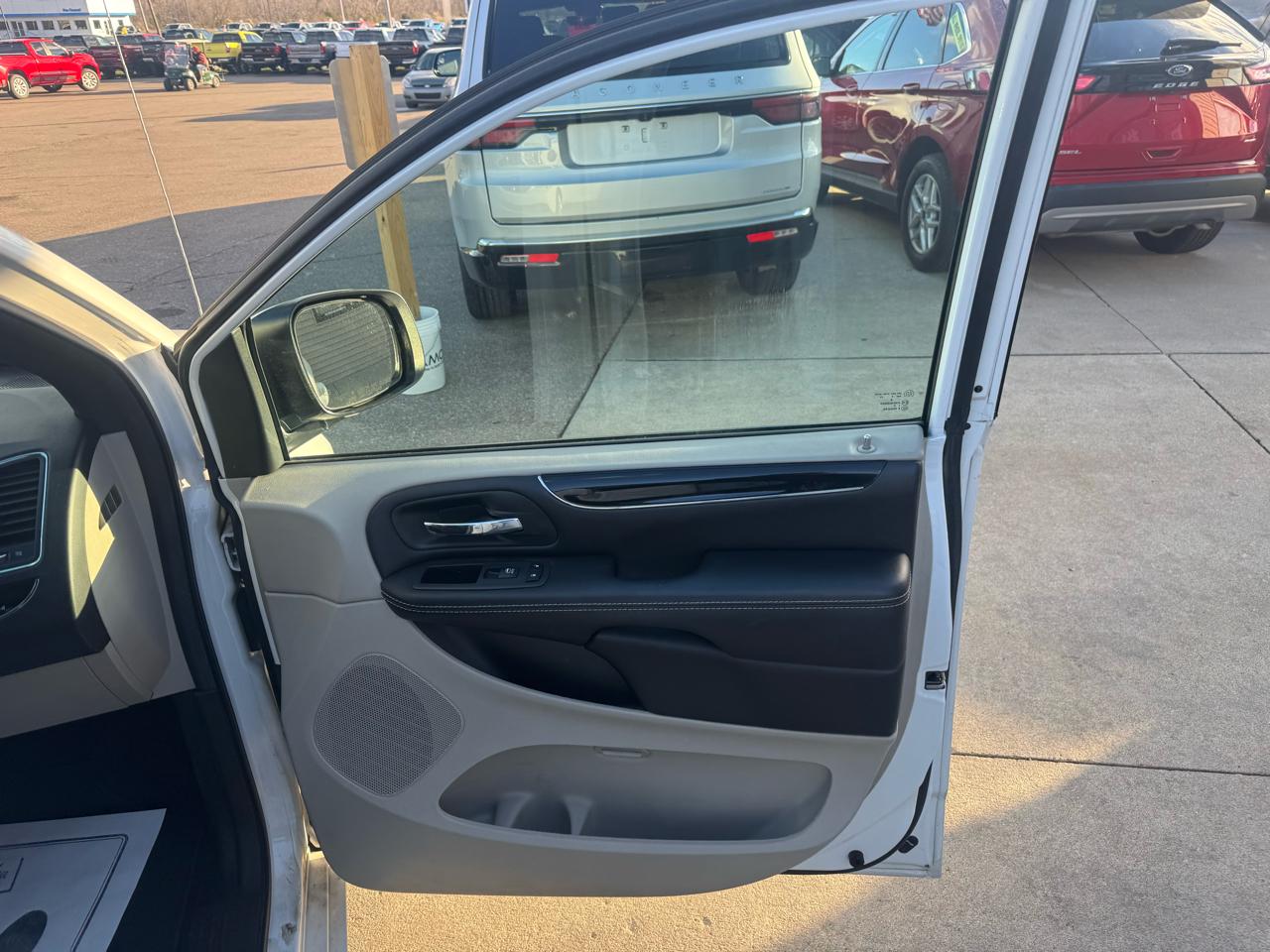 Dodge Grand Caravan SXT 2019