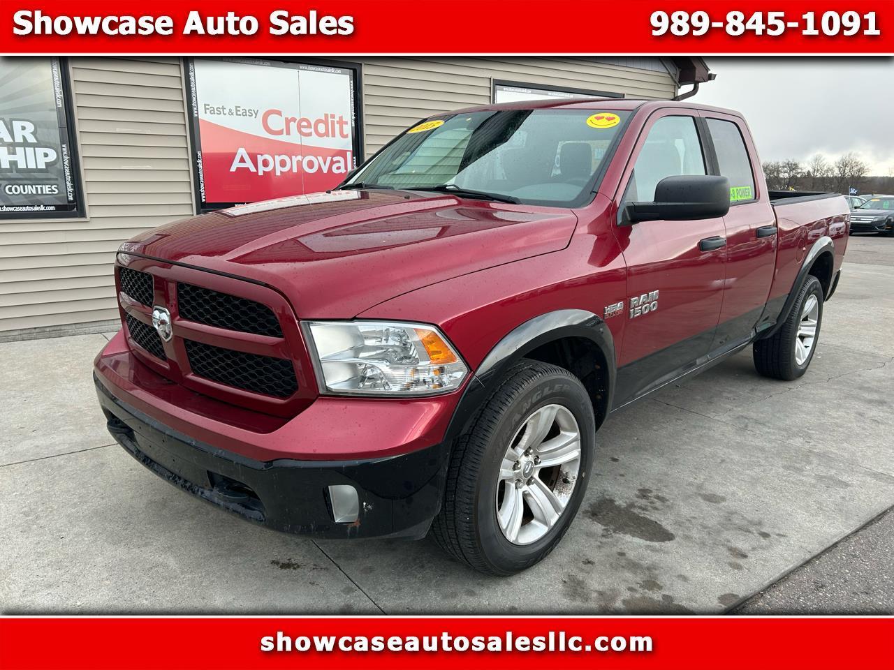 RAM 1500 SLT Quad Cab 4WD 2015