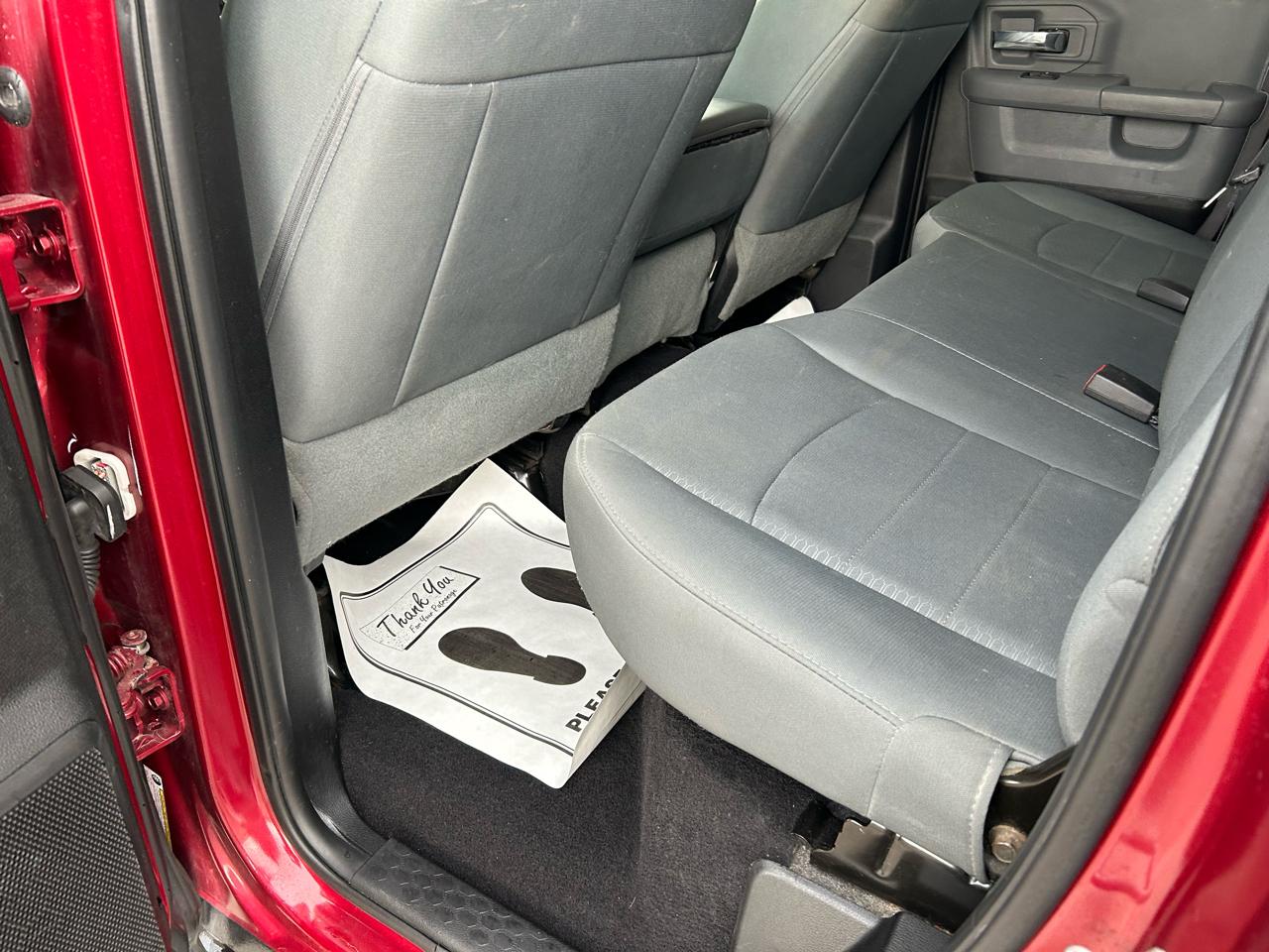 RAM 1500 SLT Quad Cab 4WD 2015