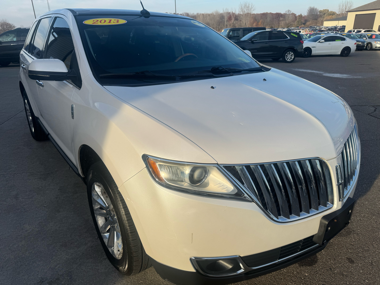 2013 Lincoln MKX Base photo 3