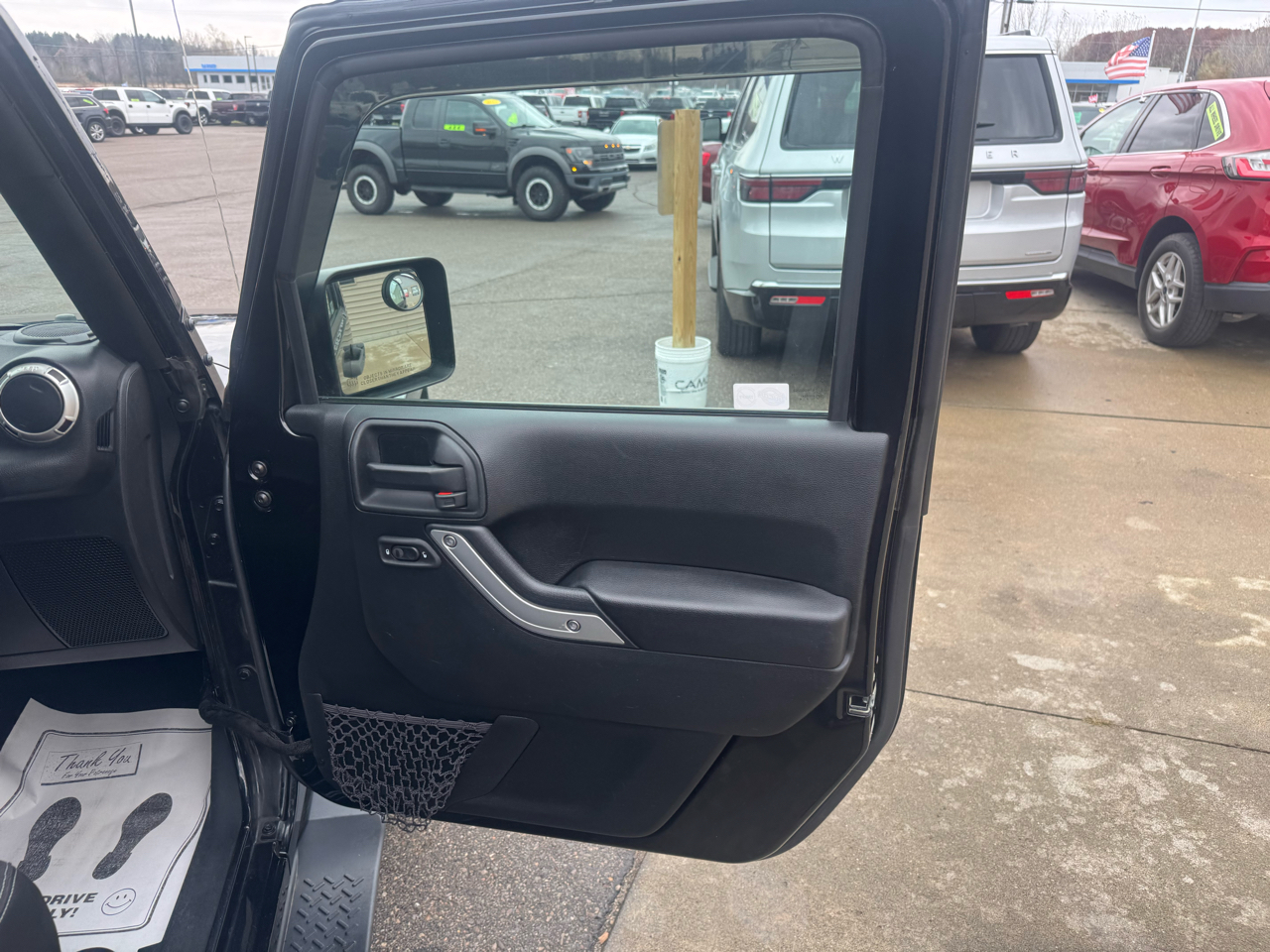 Jeep Wrangler Unlimited Sahara 4WD 2017