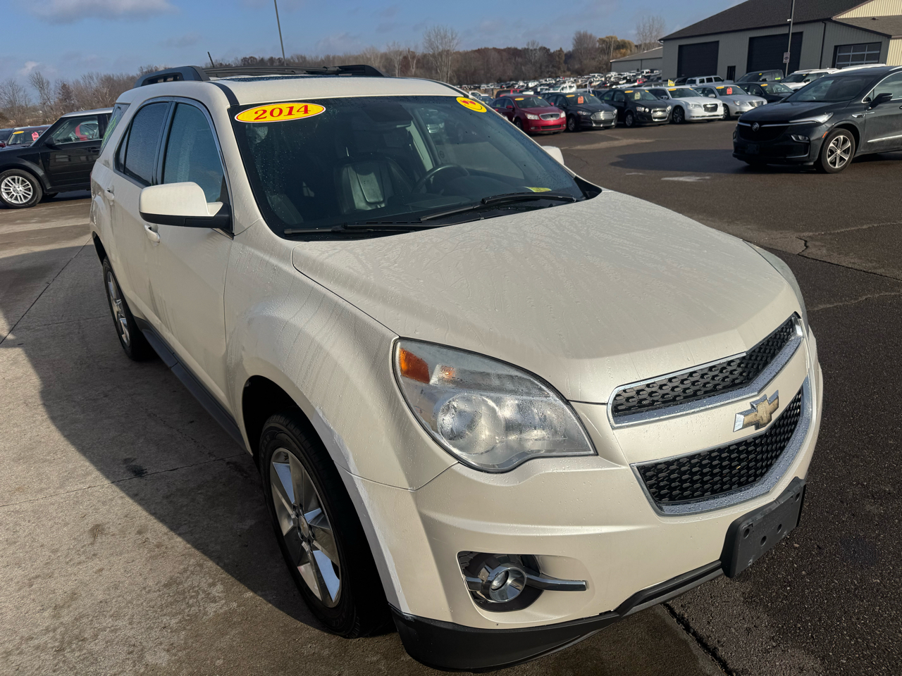 2014 Chevrolet Equinox photo 3