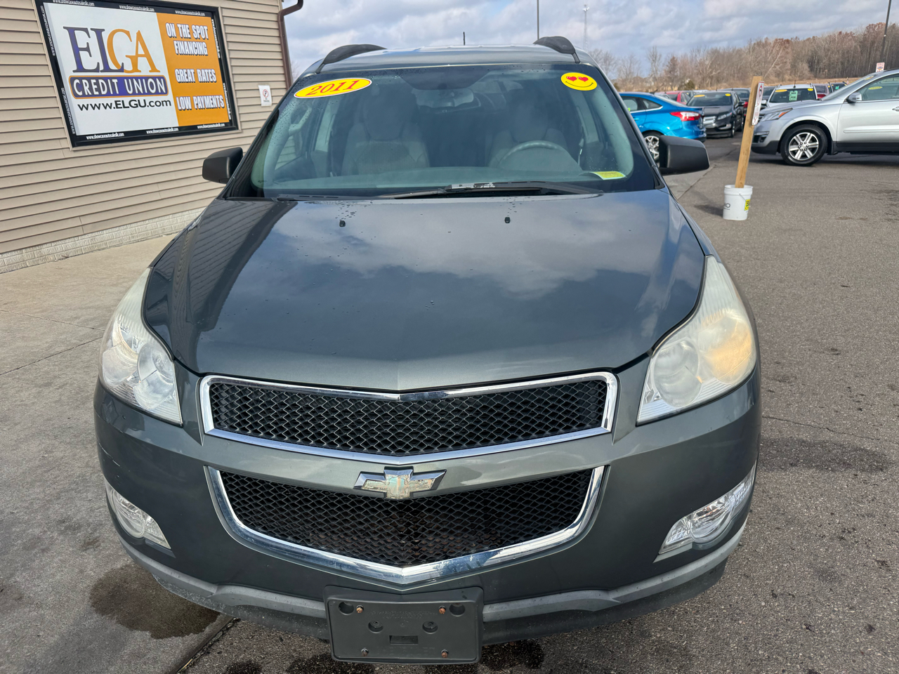 Chevrolet Traverse LS FWD 2011