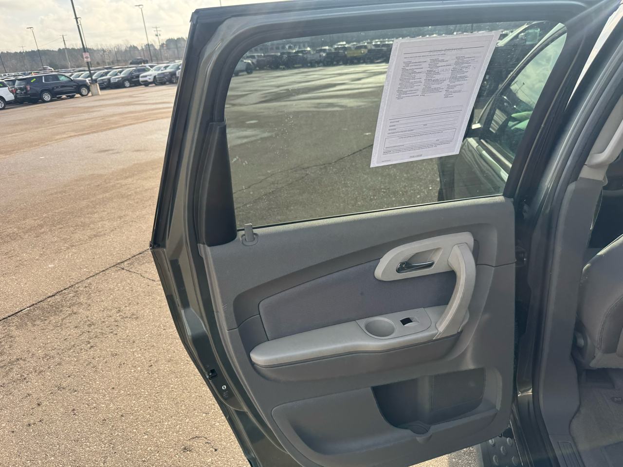 Chevrolet Traverse LS FWD 2011