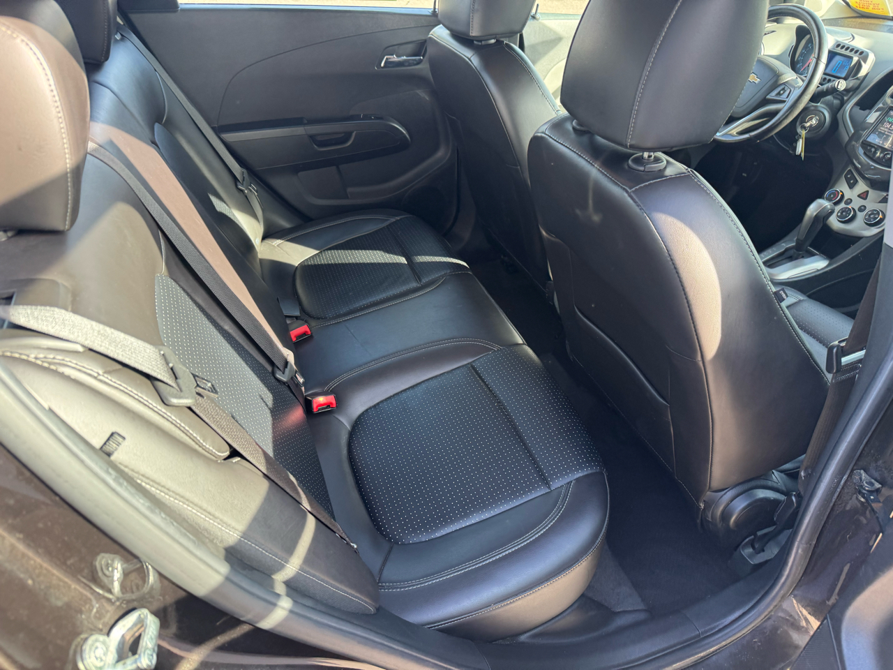 Chevrolet Sonic LTZ Auto 5-Door 2014