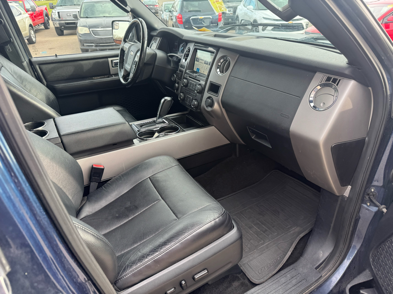 Ford Expedition EL Limited 4WD 2017