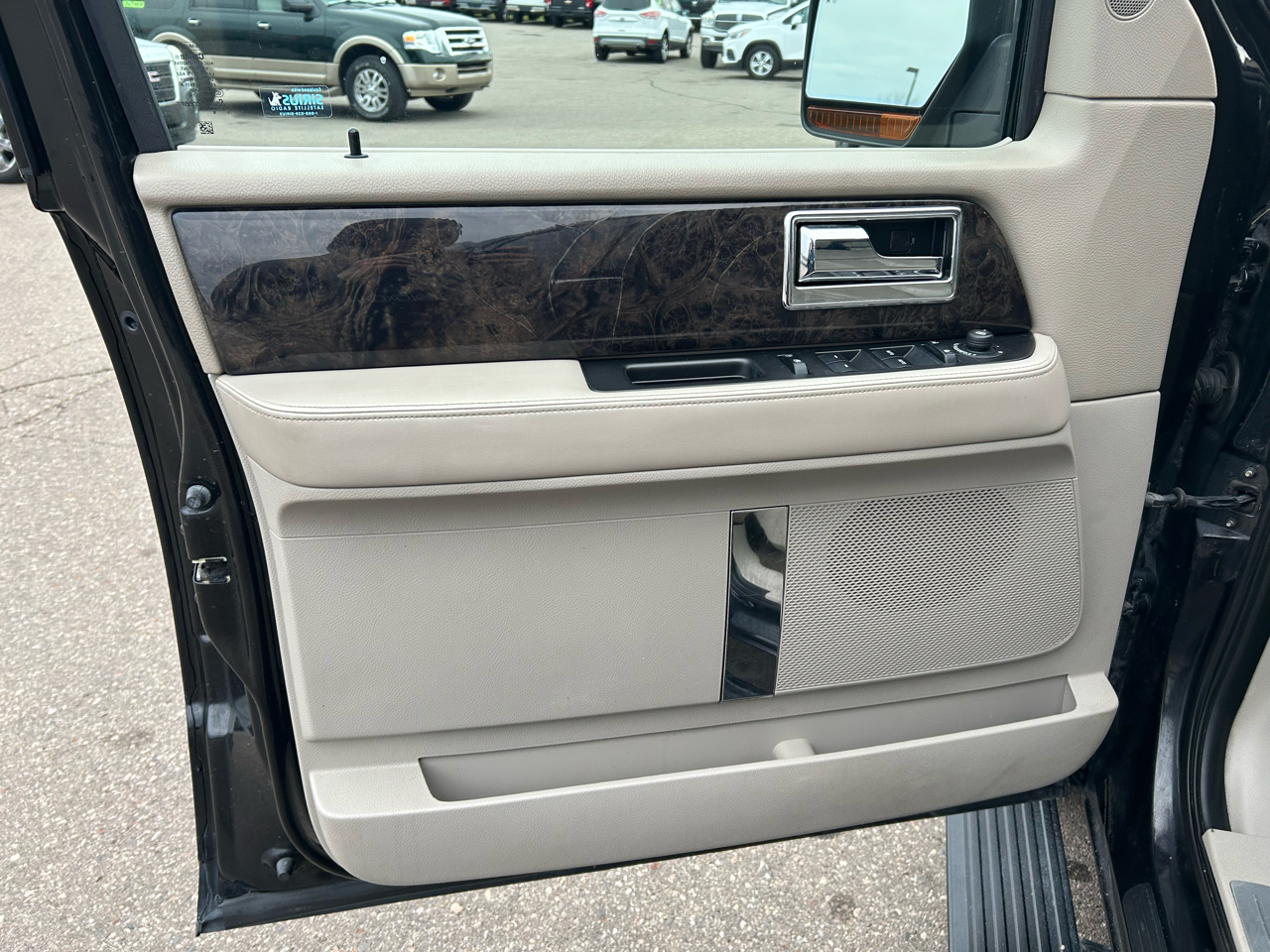 Lincoln Navigator L 4WD 2015