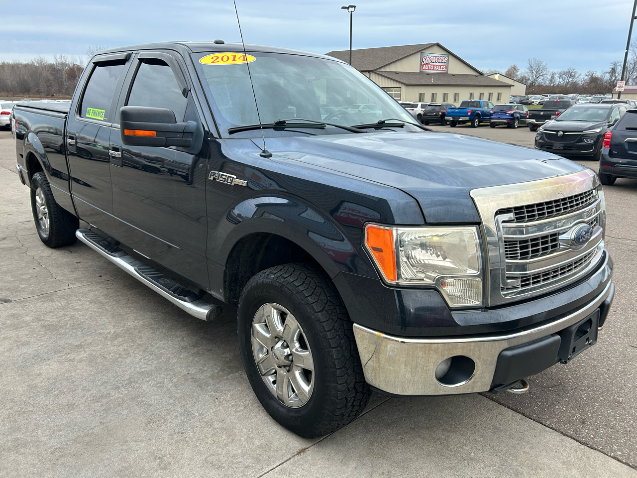 Ford F-150 4WD SuperCrew 145" XLT 2014