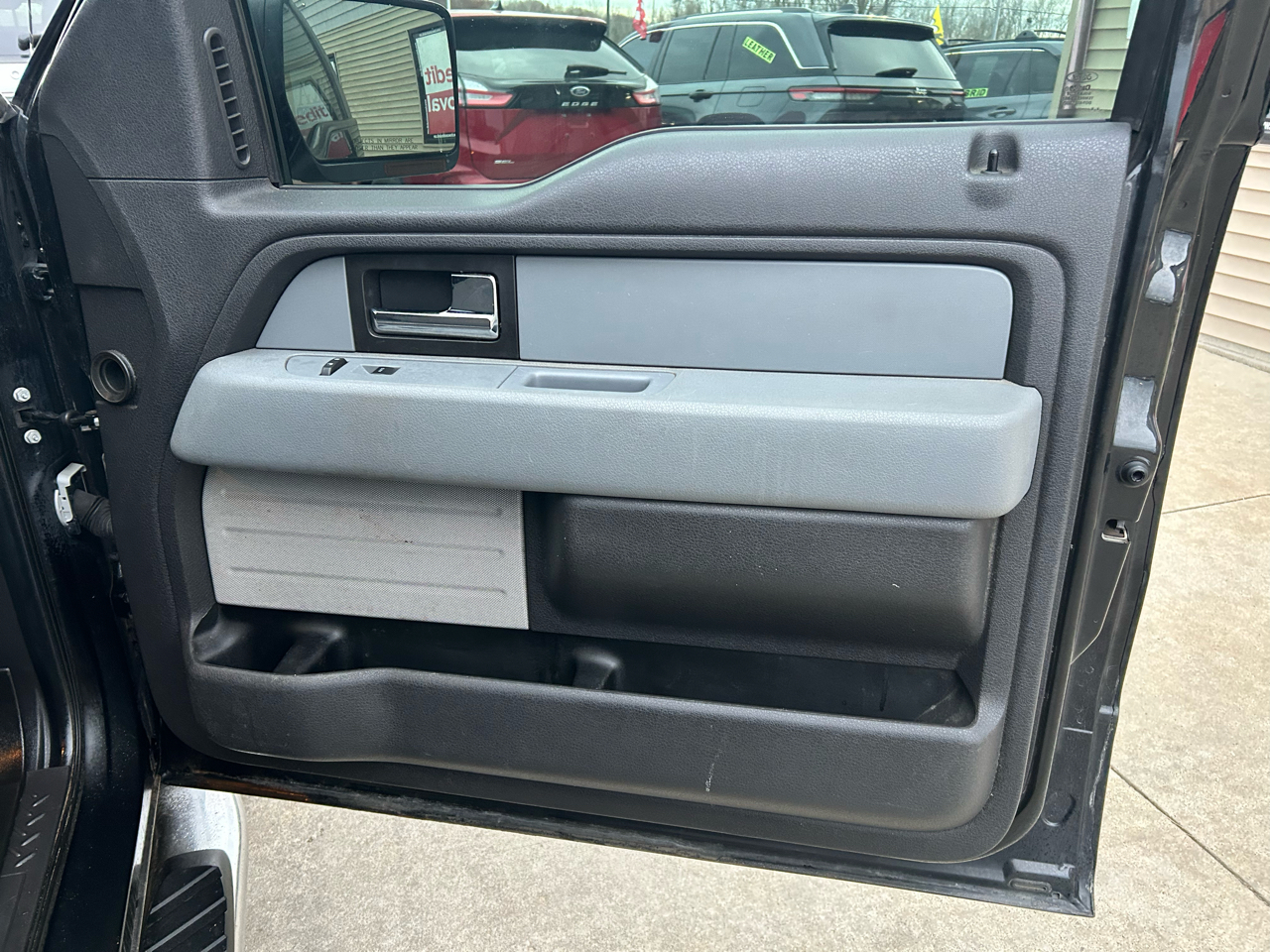 Ford F-150 4WD SuperCrew 145" XLT 2014