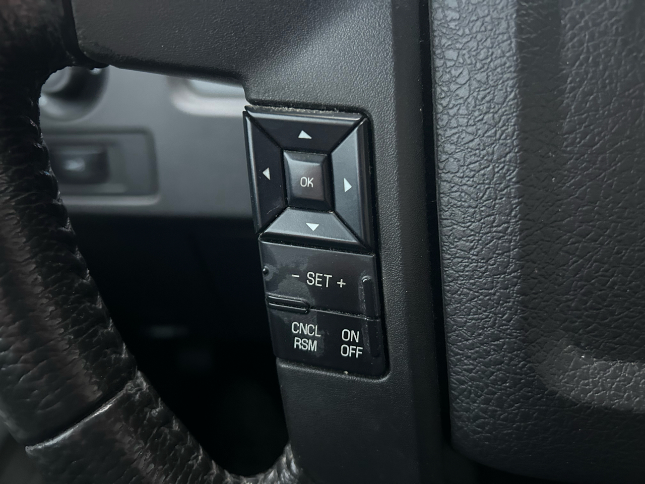 Ford F-150 4WD SuperCrew 145" XLT 2014