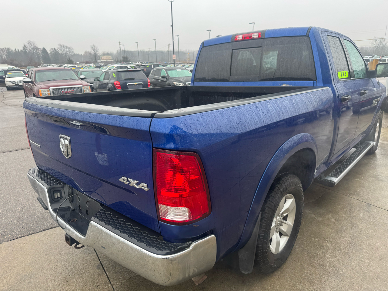 2014 Ram 1500 SLT photo 3