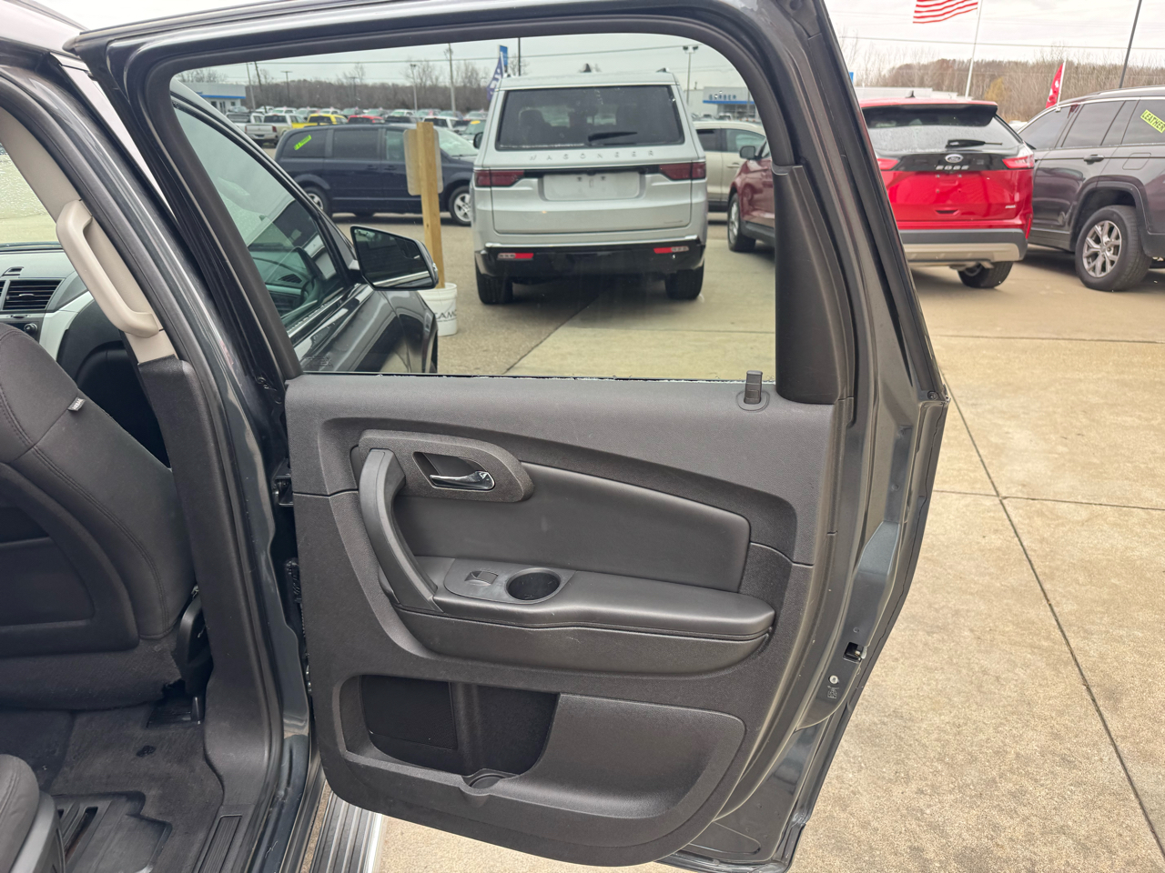 Chevrolet Traverse LT FWD 2012