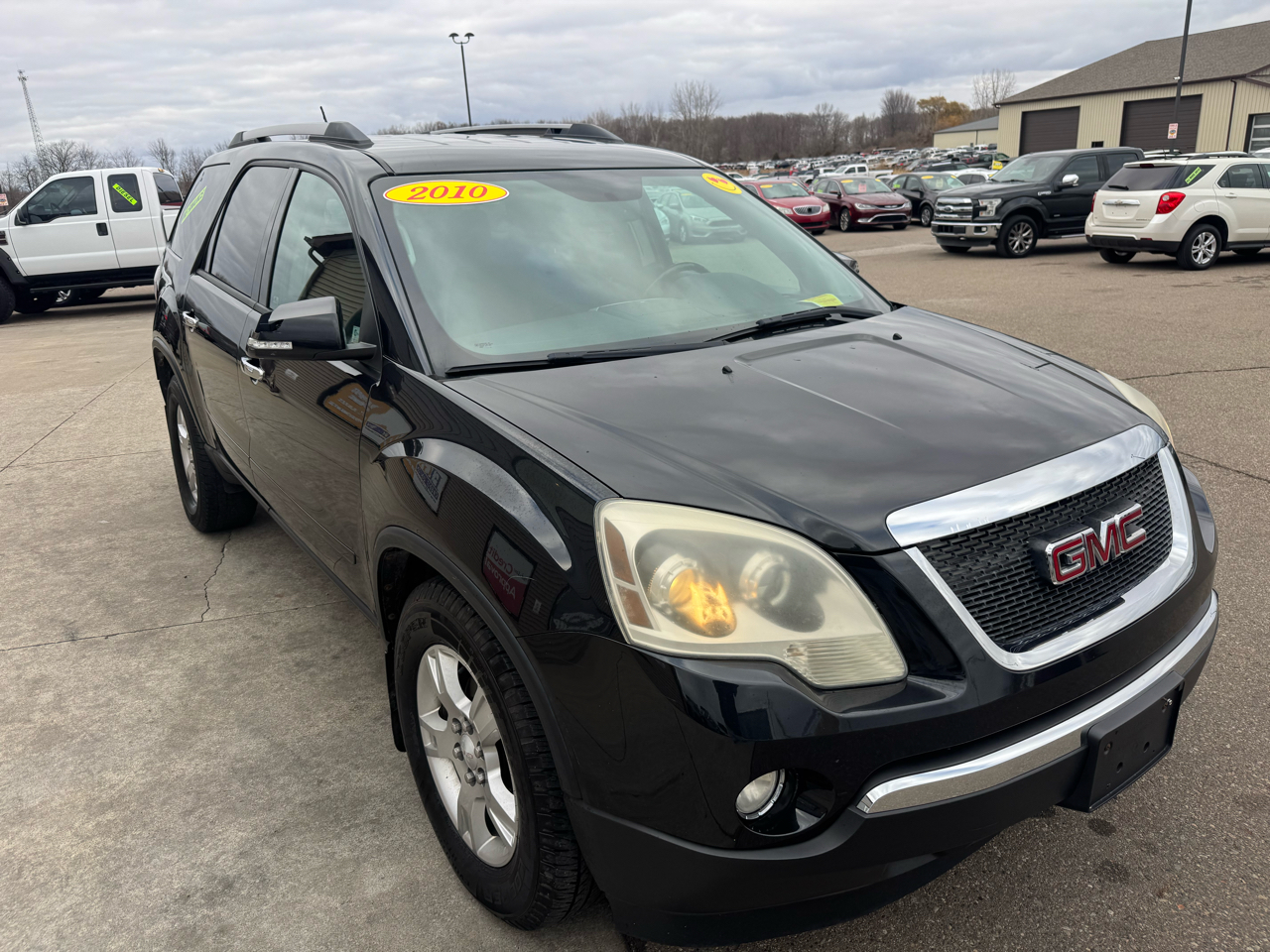 GMC Acadia SLE FWD 2010