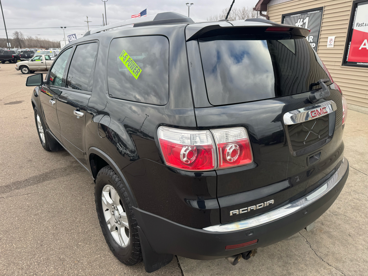 GMC Acadia SLE FWD 2010