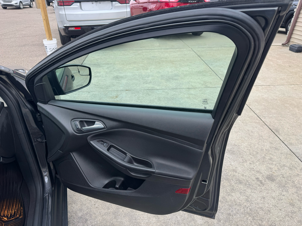 Ford Focus SE Sedan 2015