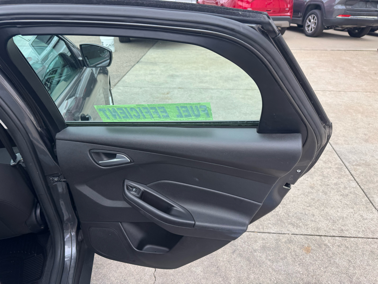 Ford Focus SE Sedan 2015