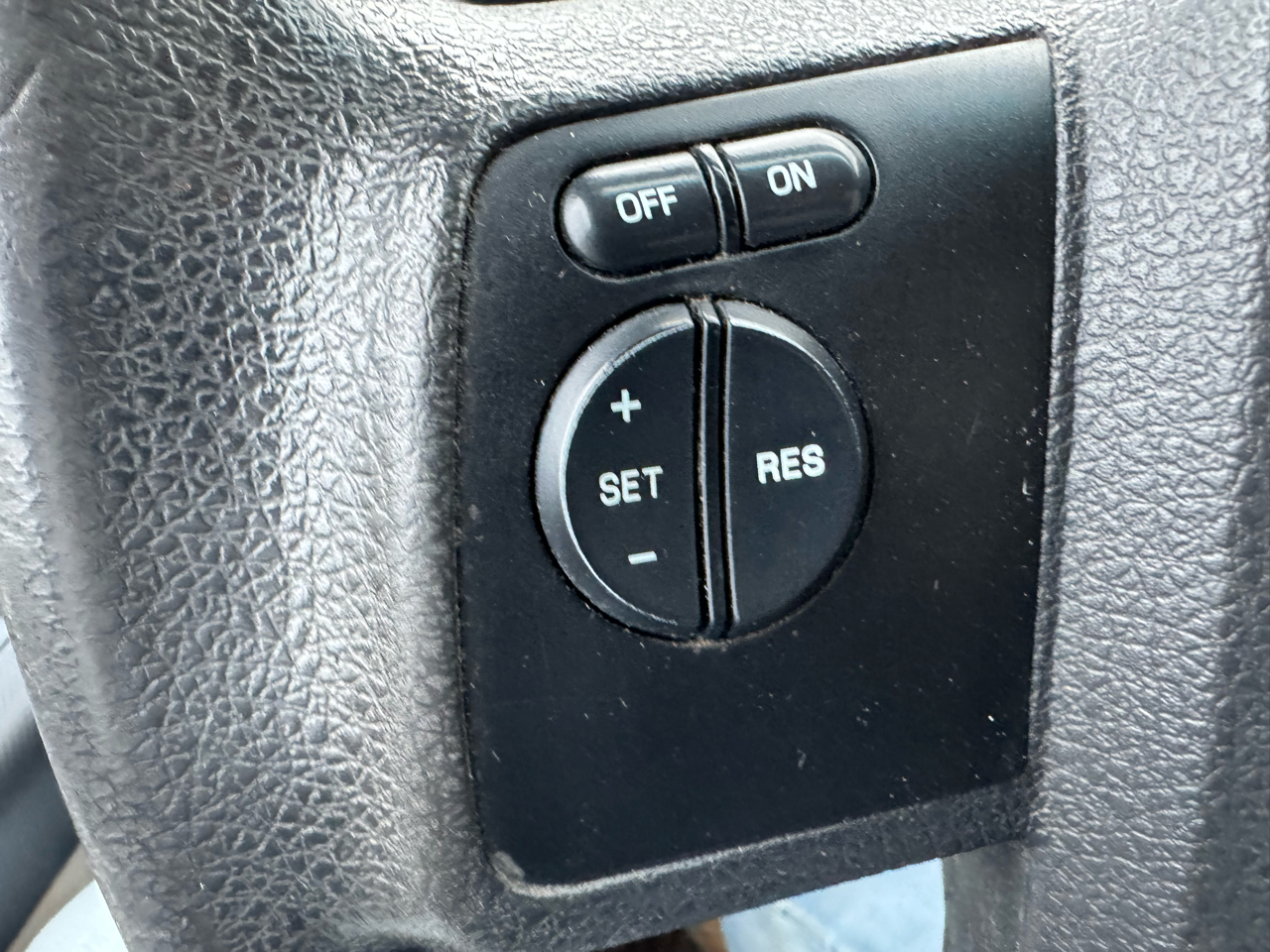 Ford F-350 SD XLT SuperCab Short Bed 4WD 2008