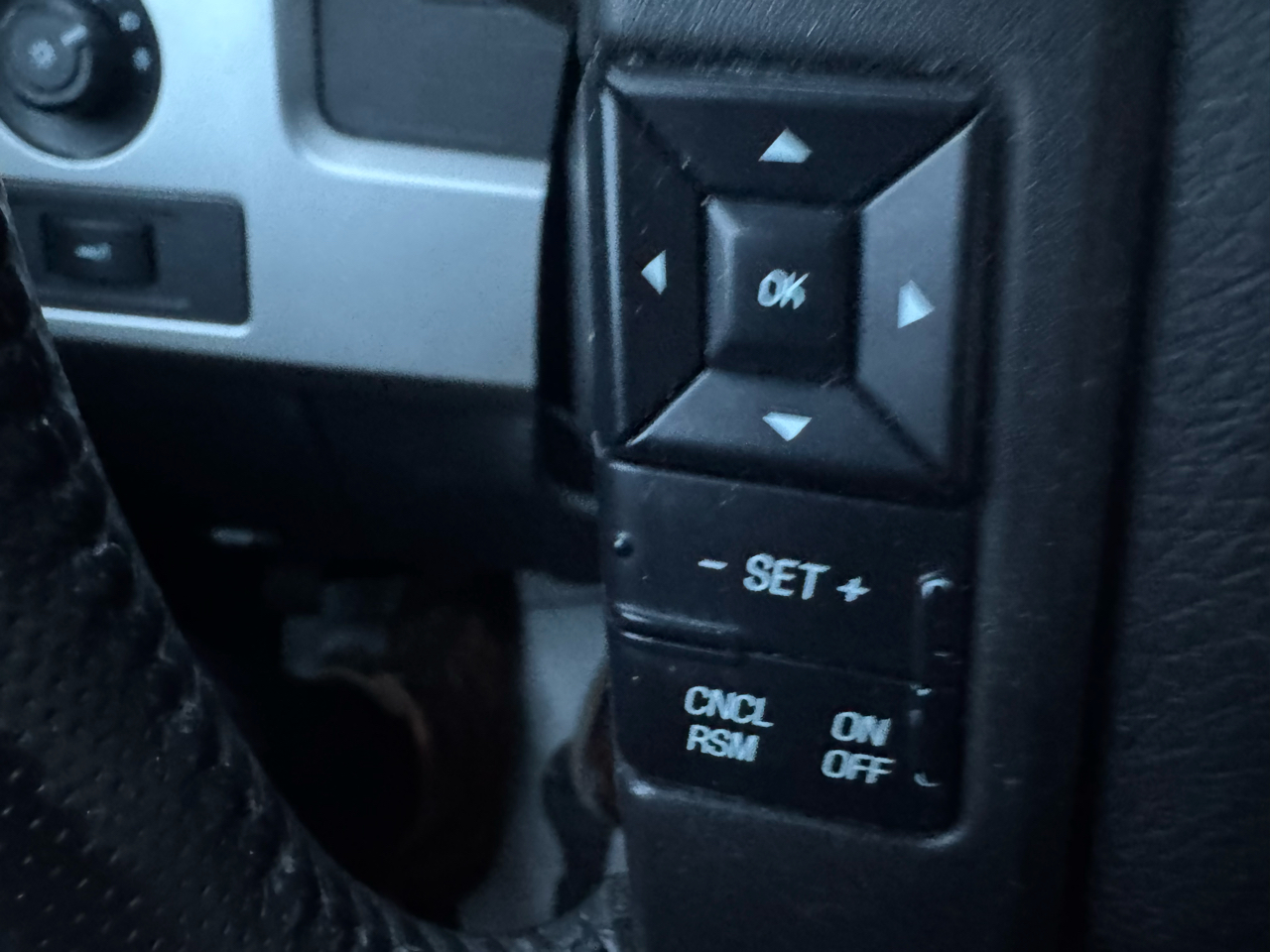 Ford F-150 SVT Raptor SuperCrew 5.5-ft. Bed 4WD 2014