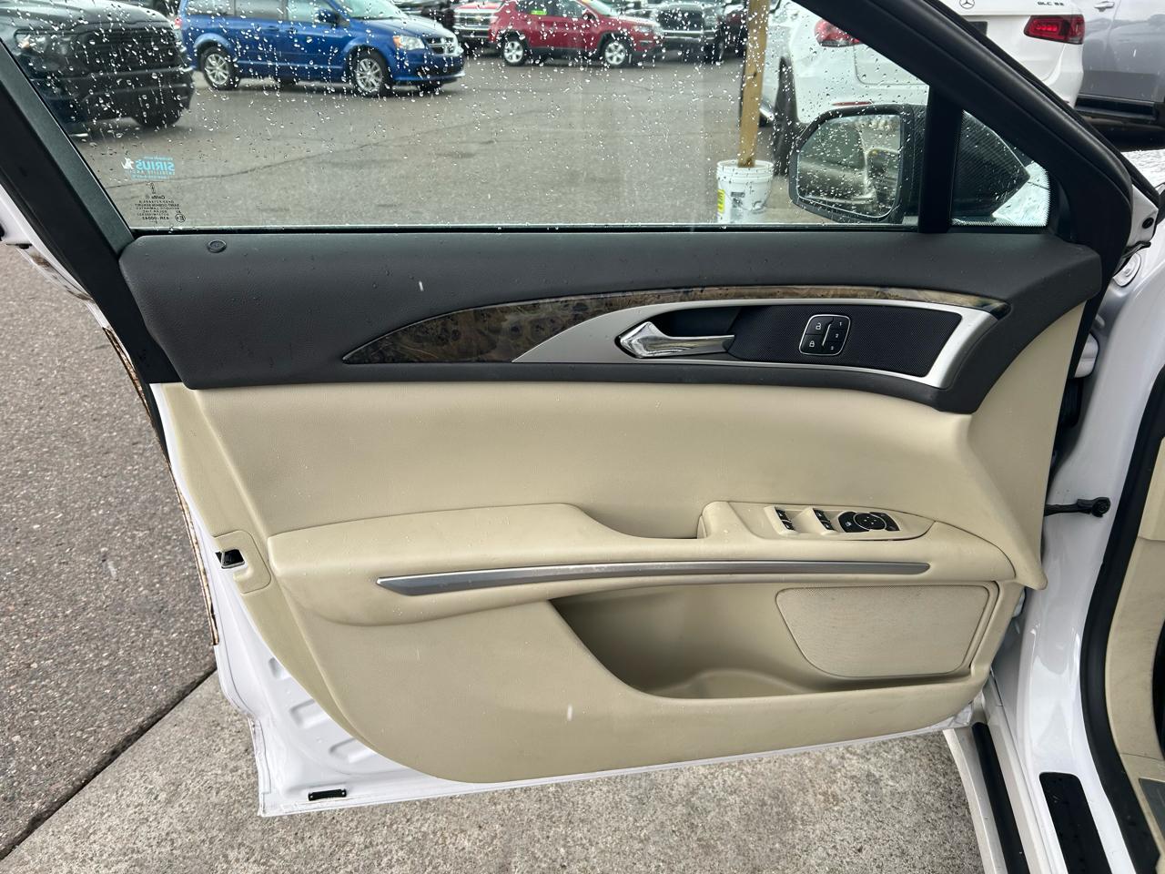 Lincoln MKZ FWD 2014