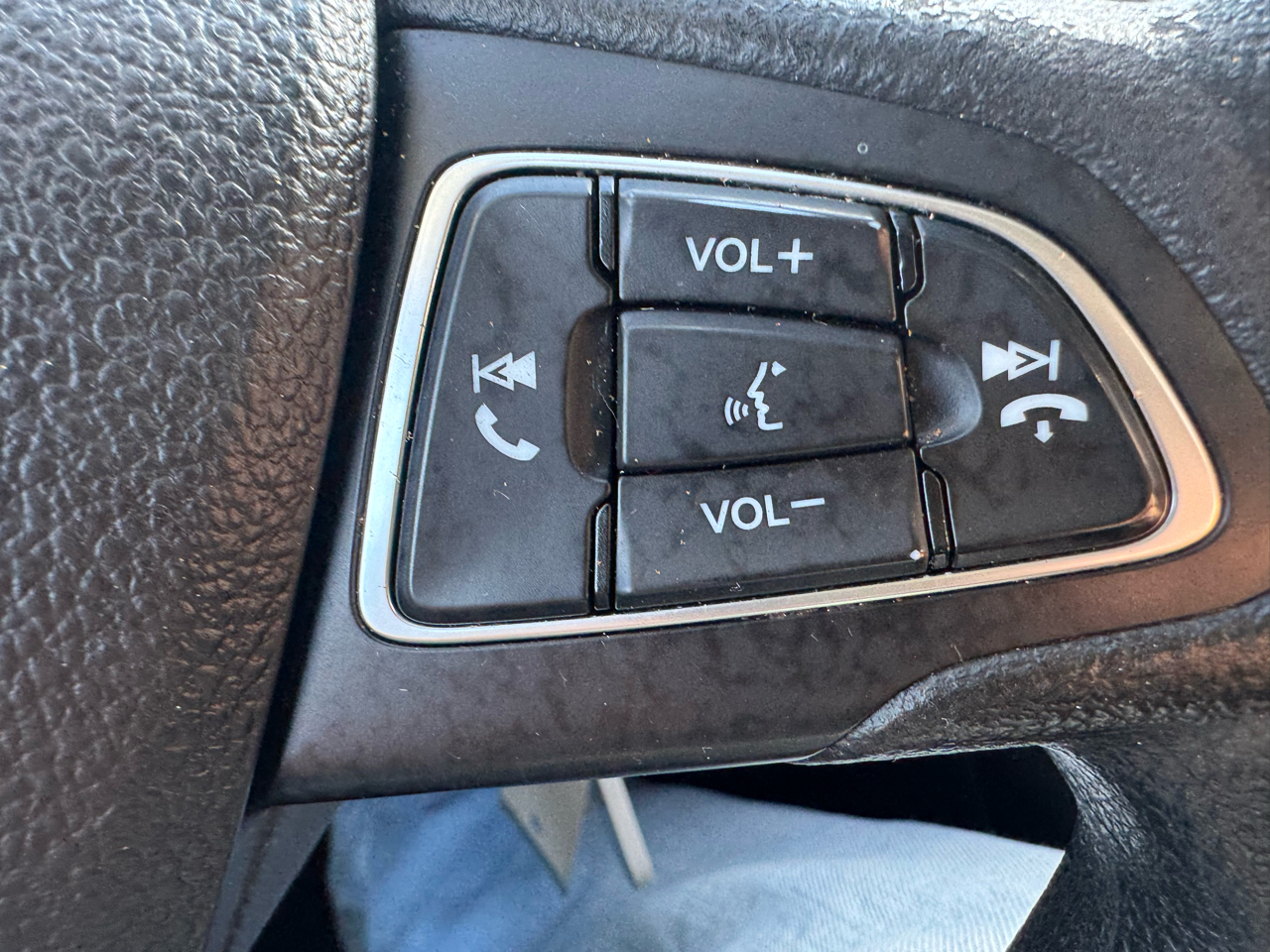 Ford Focus S Sedan 2018