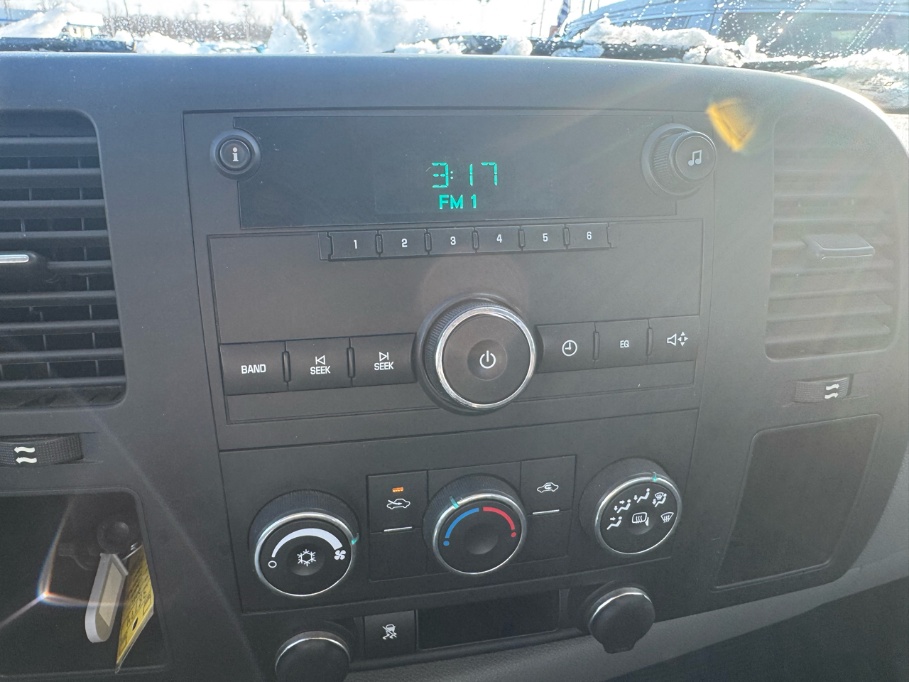 Chevrolet Silverado 2500HD Work Truck Long Box 4WD 2011