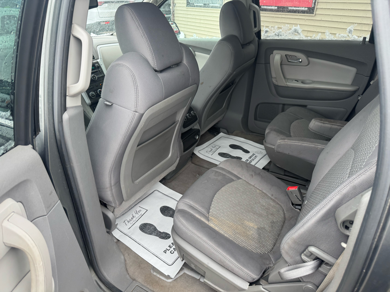 Chevrolet Traverse LT FWD 2011