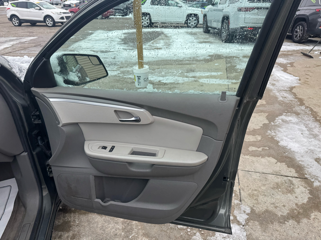 Chevrolet Traverse LT FWD 2011