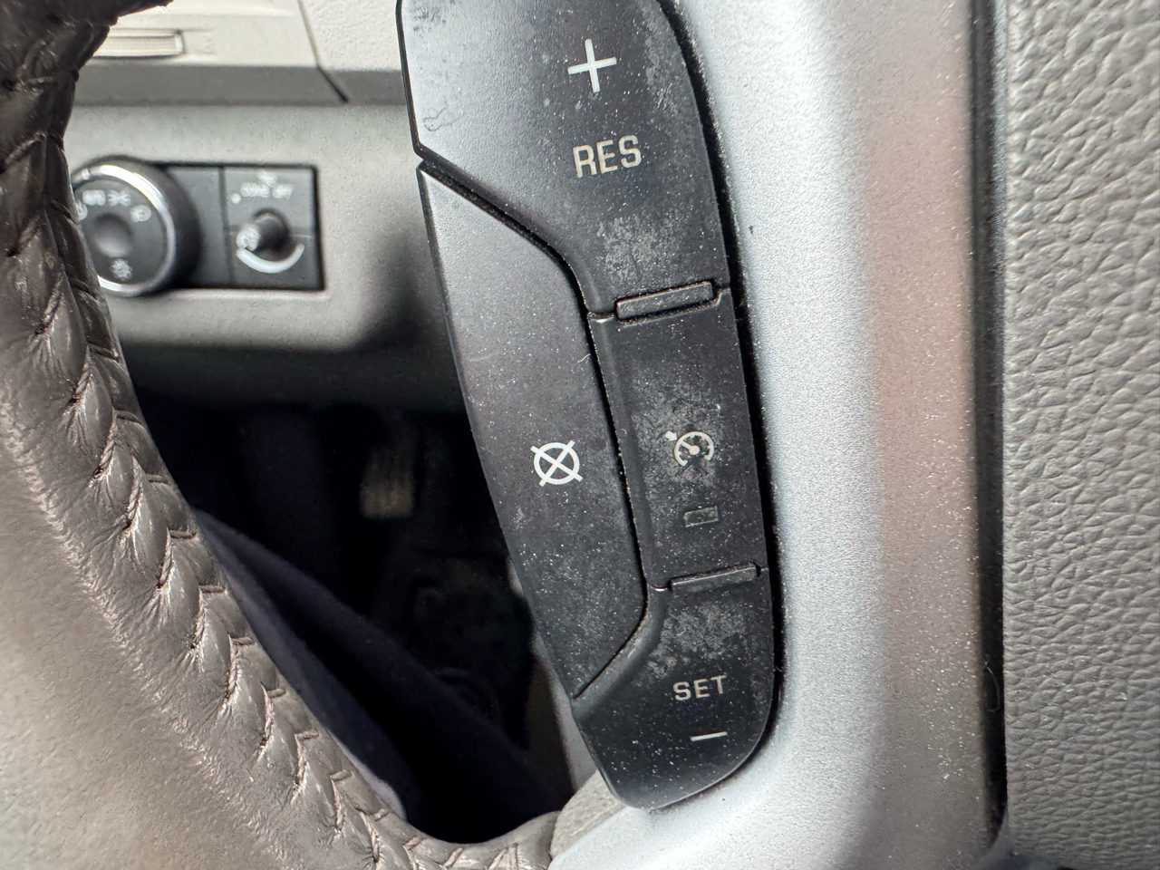 Chevrolet Traverse LT FWD 2011