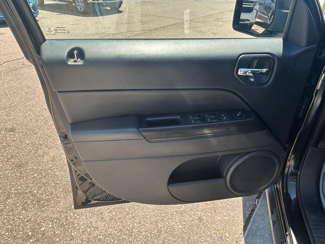 Jeep Patriot Latitude 4WD 2017