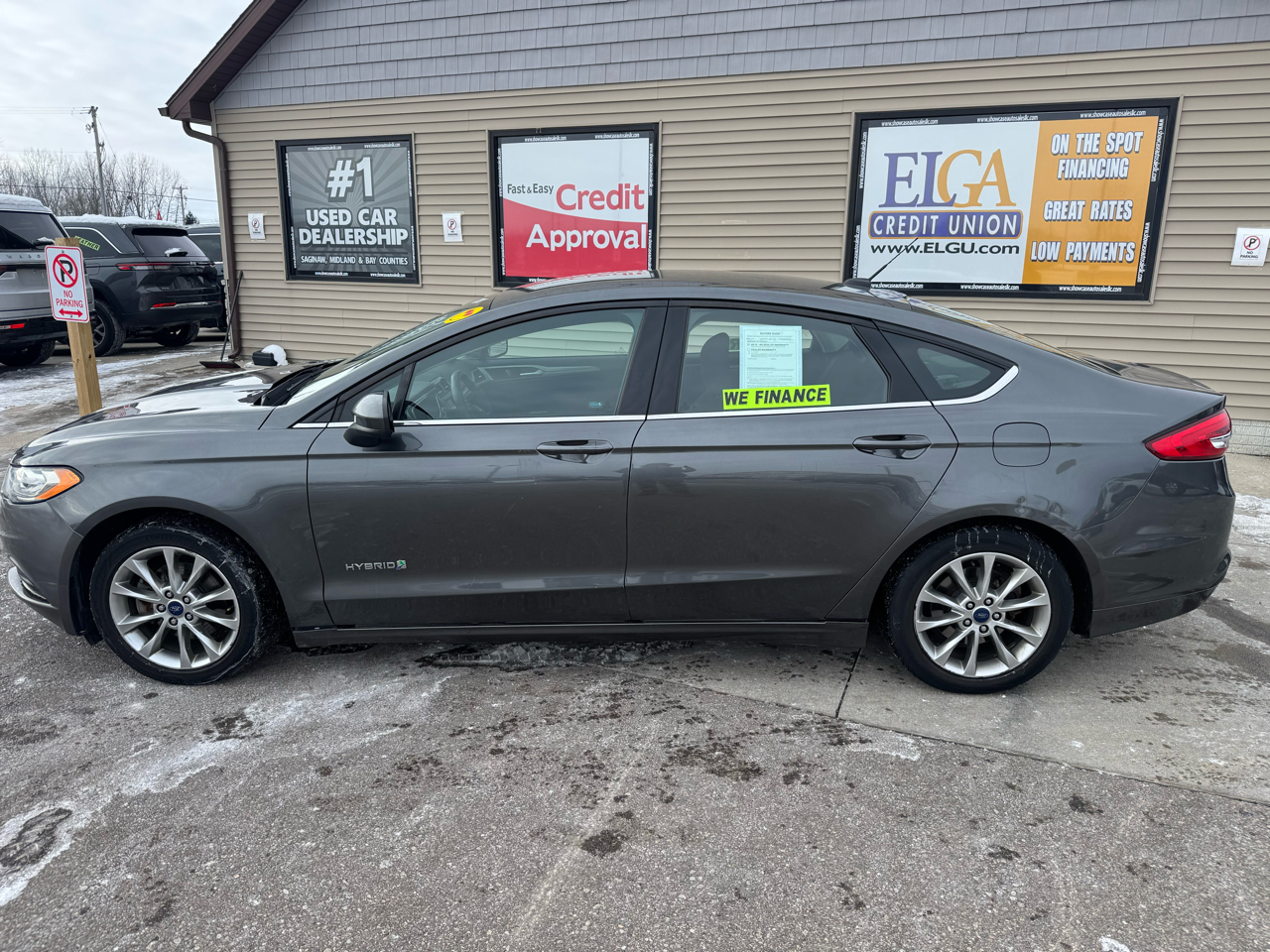 Ford Fusion Hybrid SE 2017