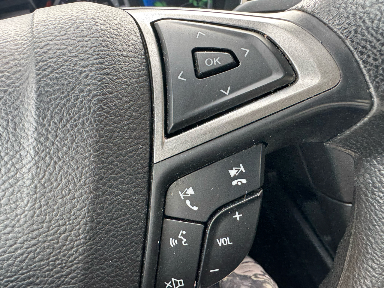 Ford Fusion Hybrid SE 2017