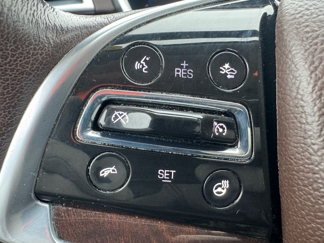 Cadillac SRX Luxury Collection FWD 2016