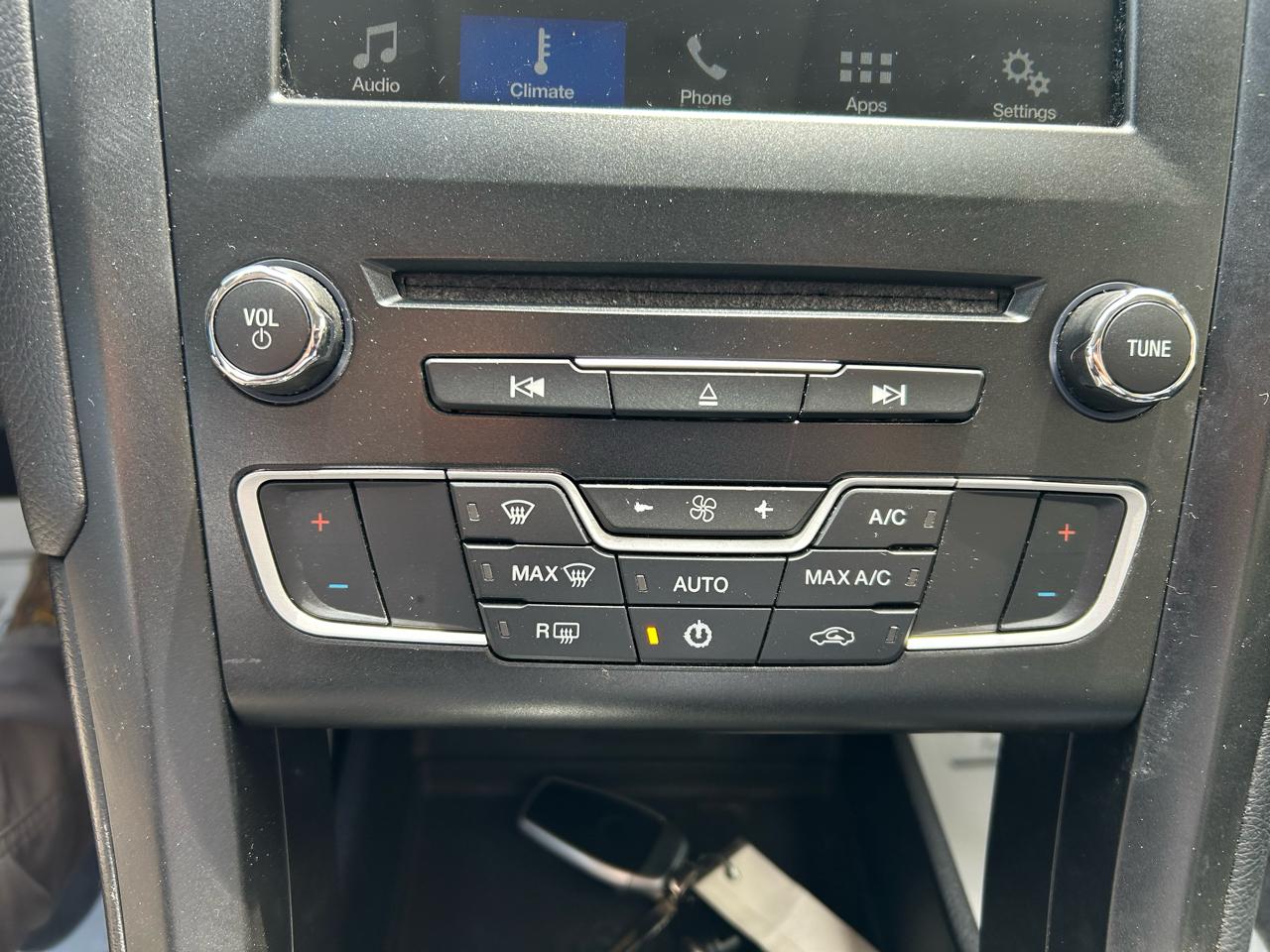 Ford Fusion SE 2018