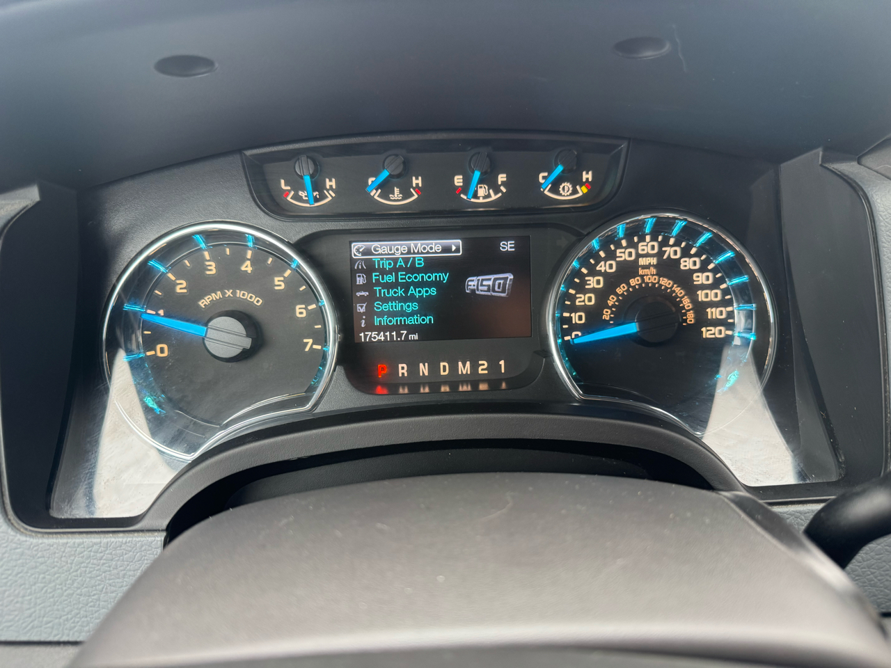 Ford F-150 Platinum SuperCrew 6.5-ft. Bed 4WD 2014