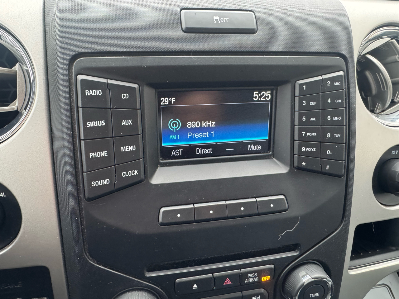 Ford F-150 Platinum SuperCrew 6.5-ft. Bed 4WD 2014