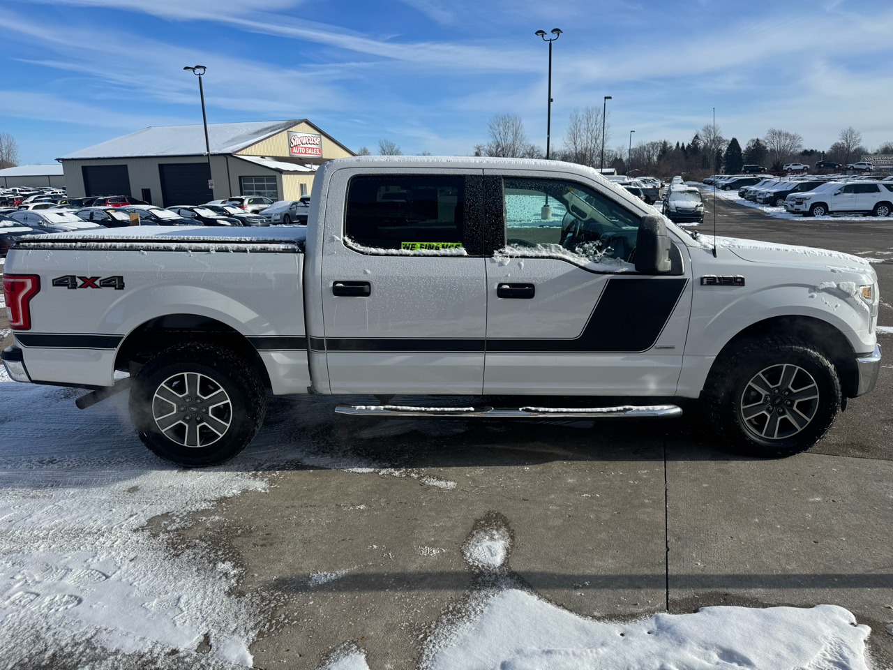 Ford F-150 XLT SuperCrew 5.5-ft. Bed 4WD 2015