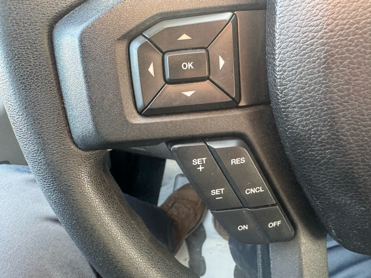 Ford F-150 XLT SuperCrew 5.5-ft. Bed 4WD 2015