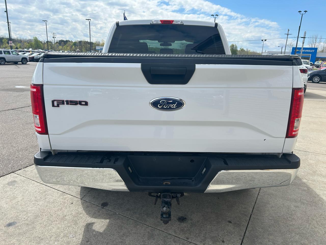 Ford F-150 XLT SuperCrew 5.5-ft. Bed 4WD 2015