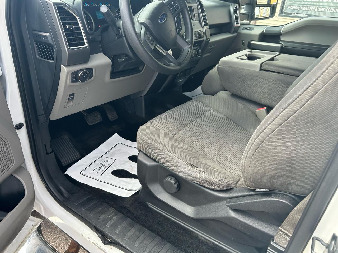 Ford F-150 XLT SuperCrew 5.5-ft. Bed 4WD 2015