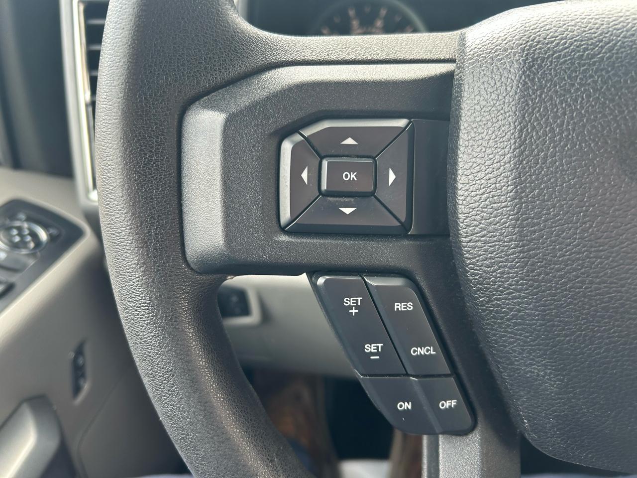 Ford F-150 XLT SuperCrew 5.5-ft. Bed 4WD 2015